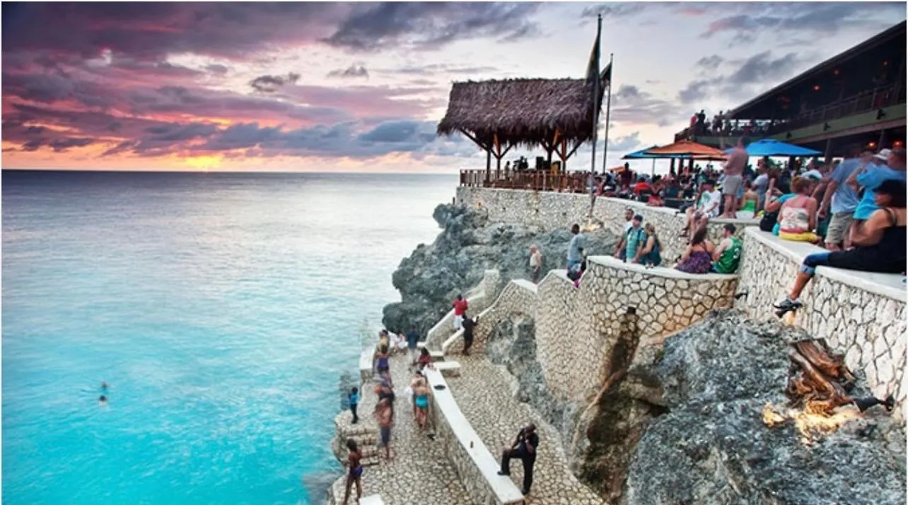 Ella Villa Apartments Negril Jamaica